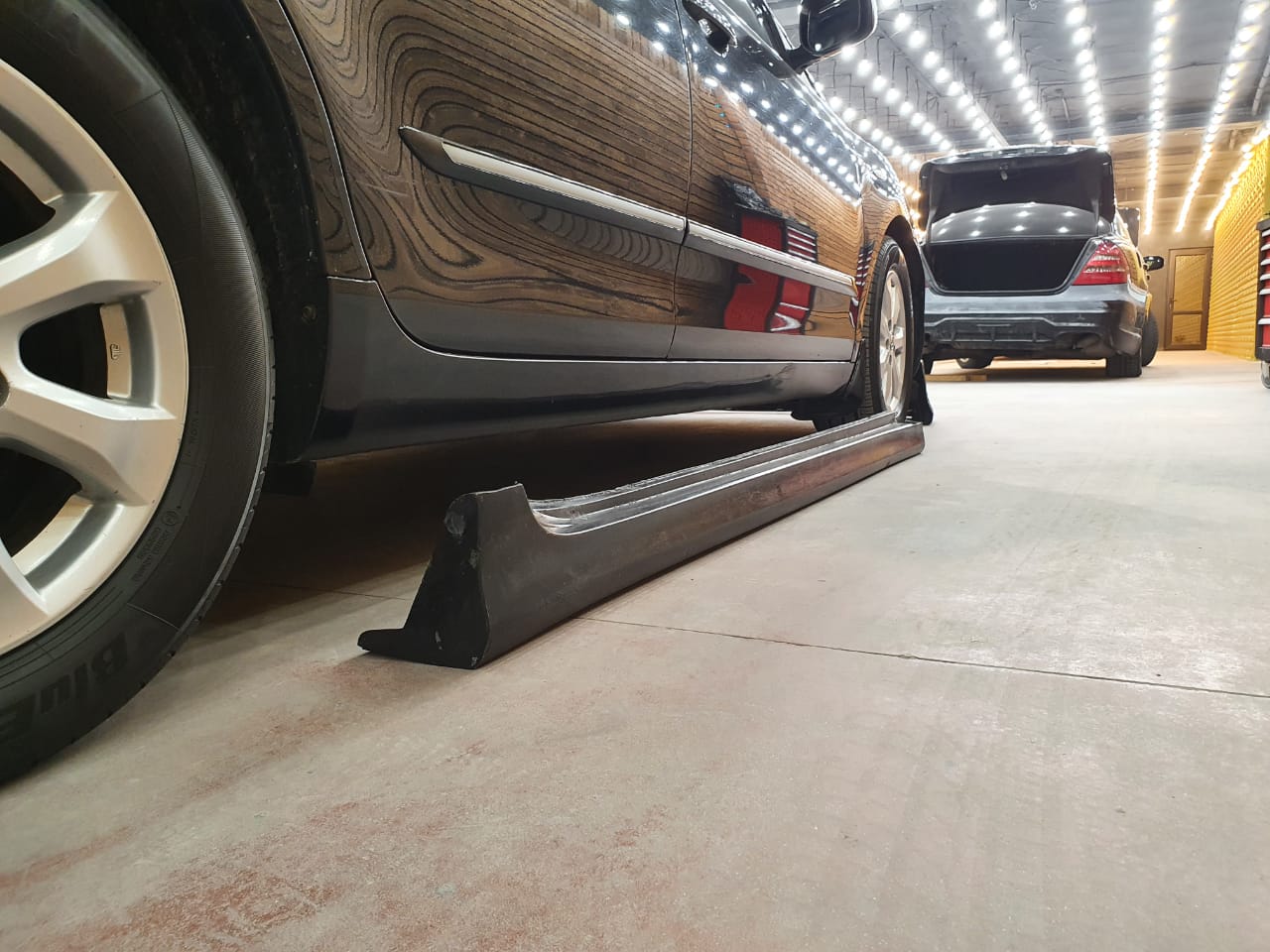 Пороги TOYOTA CAMRY 40 SE (не оригинал)