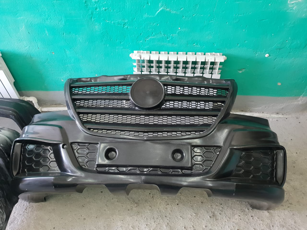 Передний бампер W906 Maxton MERCEDES-BENZ (не оригинал)