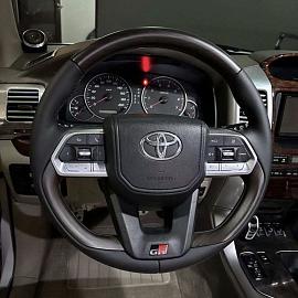 Анатомический руль Toyota LC300