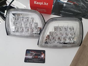 Поворотники W124 Хрусталь LED